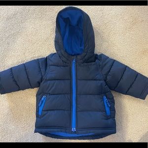 Old Navy boys 12-18 month winter jacket EUC